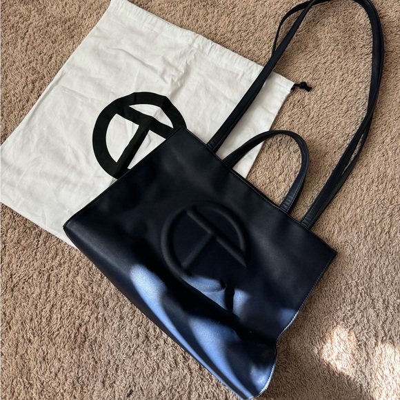 AUTHENTIC TELFAR Navy blue medium bag. Slightly worn with dust bag. - Picture 1 of 5